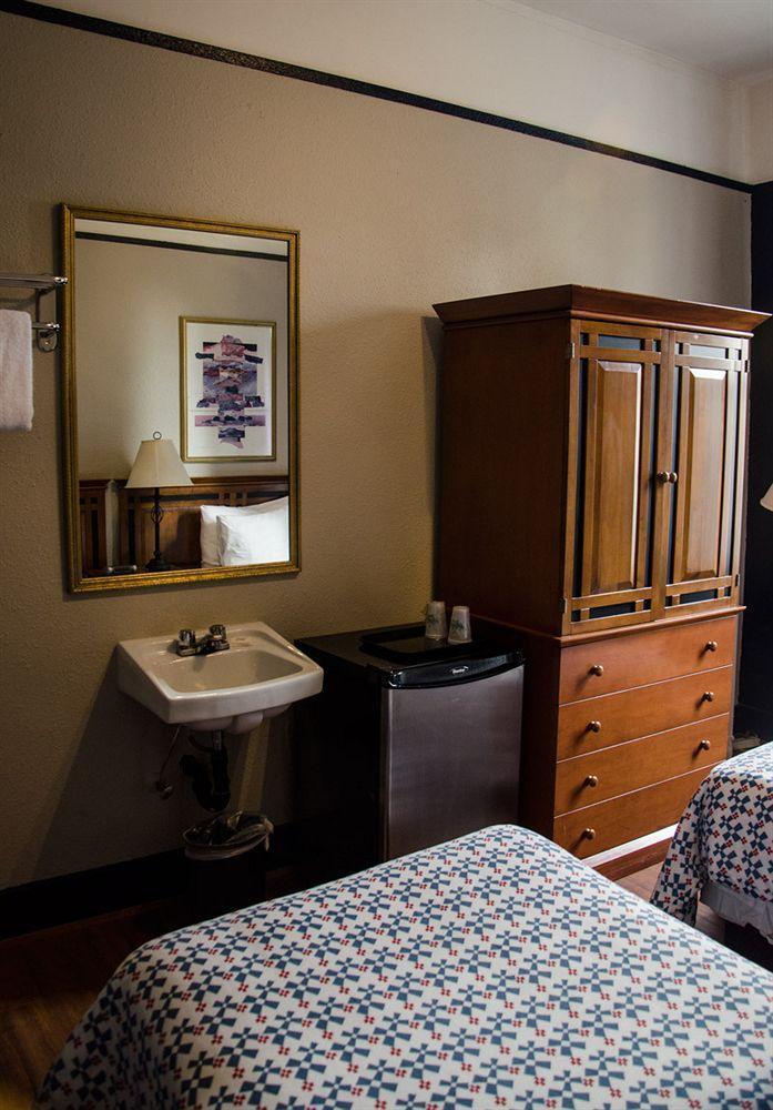 Hotel Ambassador Vancouver Zewnętrze zdjęcie