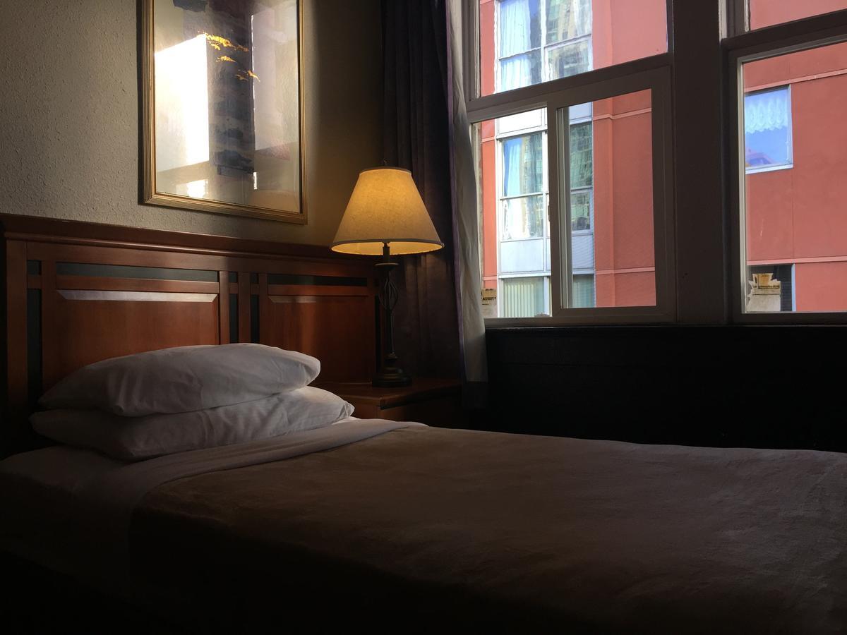 Hotel Ambassador Vancouver Zewnętrze zdjęcie